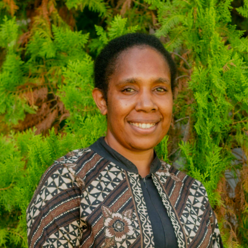 Alinda Gress Tabuni,S. Pd - Tenaga Administrasi STT GIDI Papua